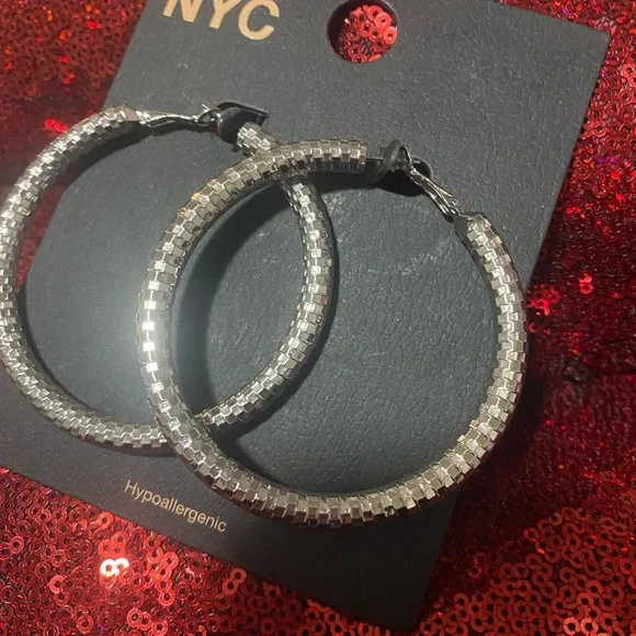 Madden NYC jewelry 4pc - Picture 2 of 8